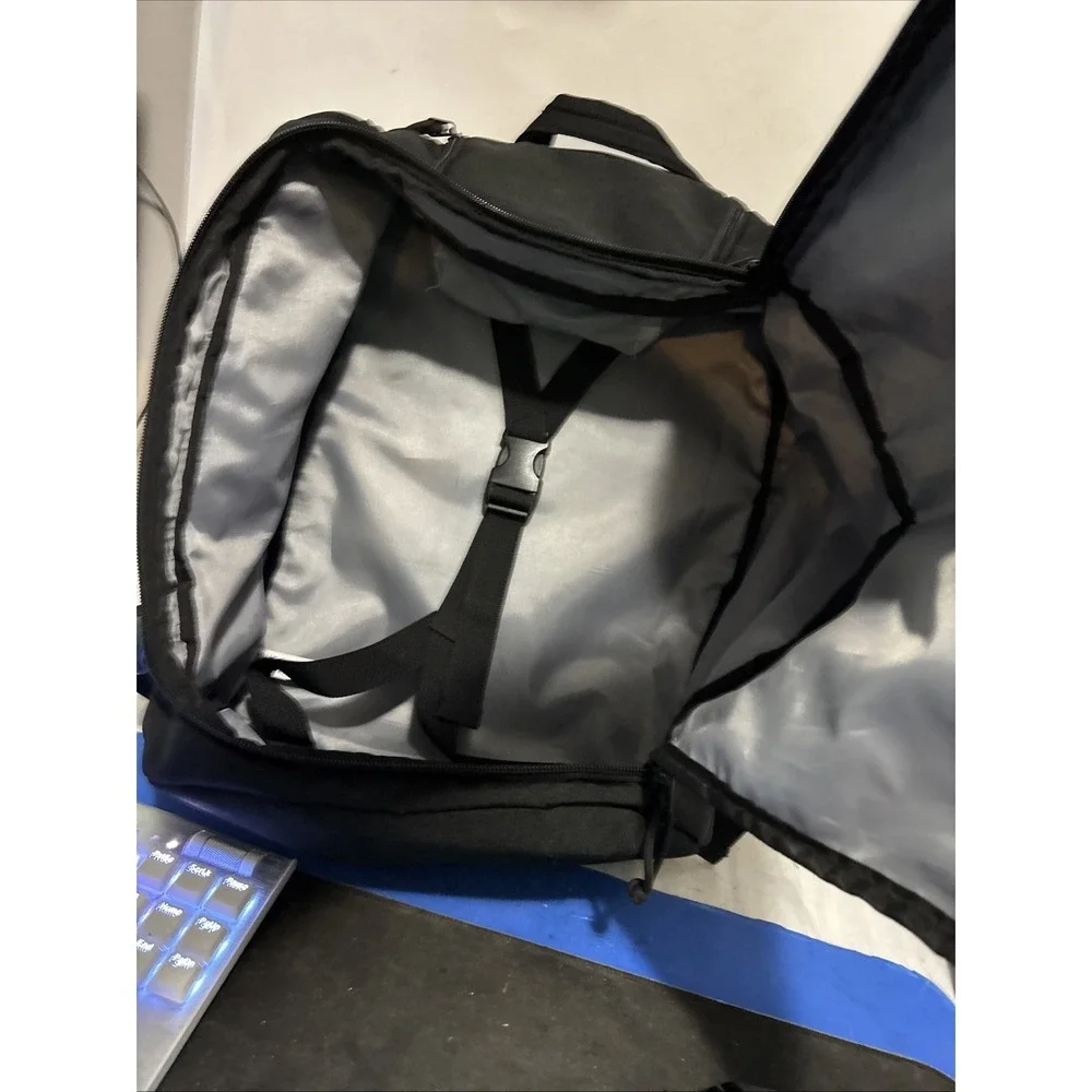 Light Flight ebags pocket